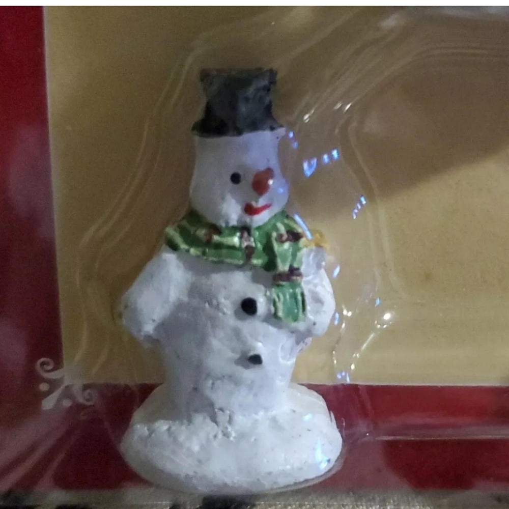 Miniature Christmas Village - Picture 3 of 6